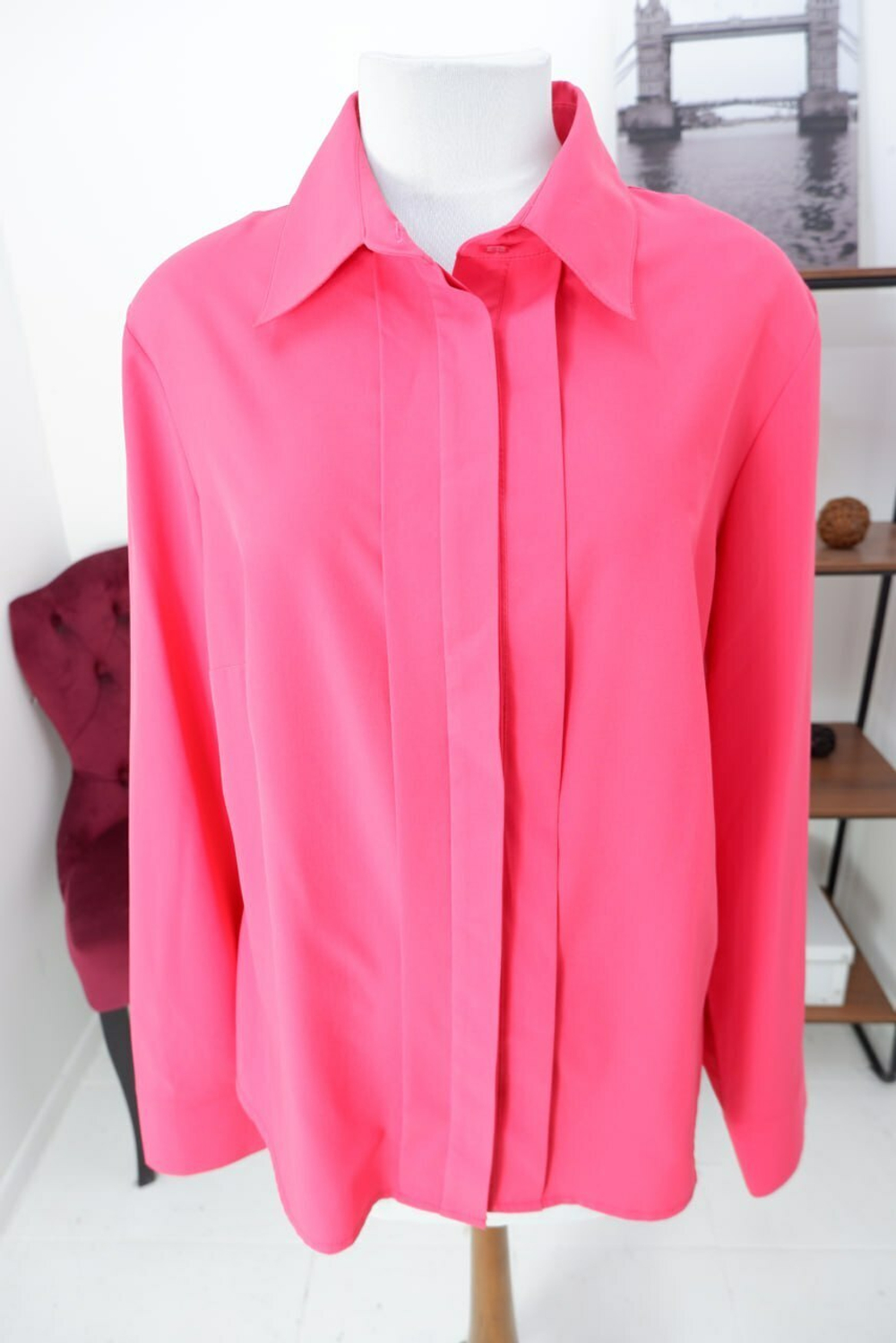 Блузка Mira с вискозой яркая 52 размер