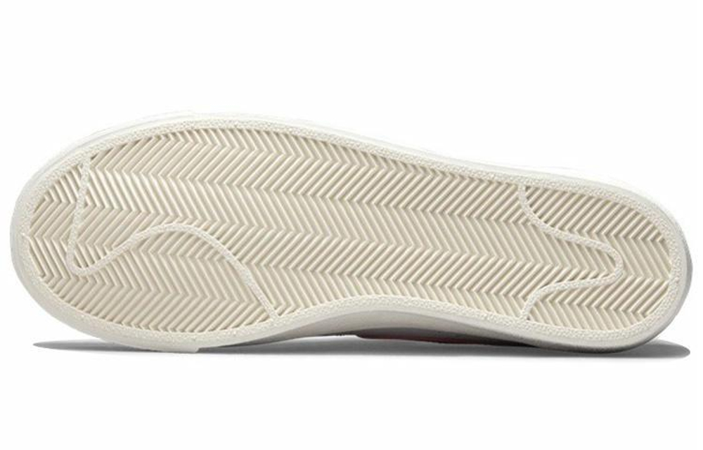 Кроссовки Nike Blazer Low '77 (Женская размерная сетка)