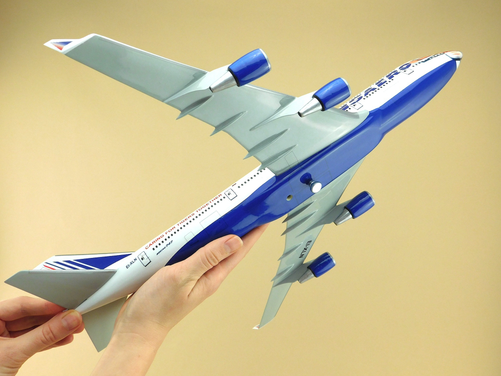 Модель самолета Boeing 747-400 (М1:144, Transaero с тигром, EI-XLN)