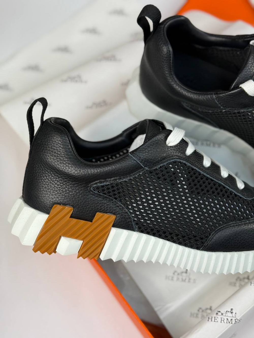 Кроссовки Hermes