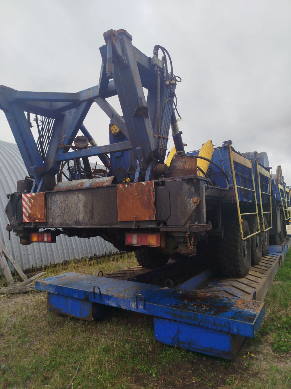 Идель Нефтемаш Идель-180 на шасси МЗКТ-7003 12x12 Мобильная буровая установка Идель-180 (Дизельный,