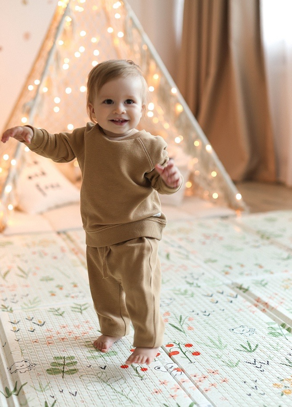 Коврик детский складной 180x200x1.5см "Мишка-садовник"