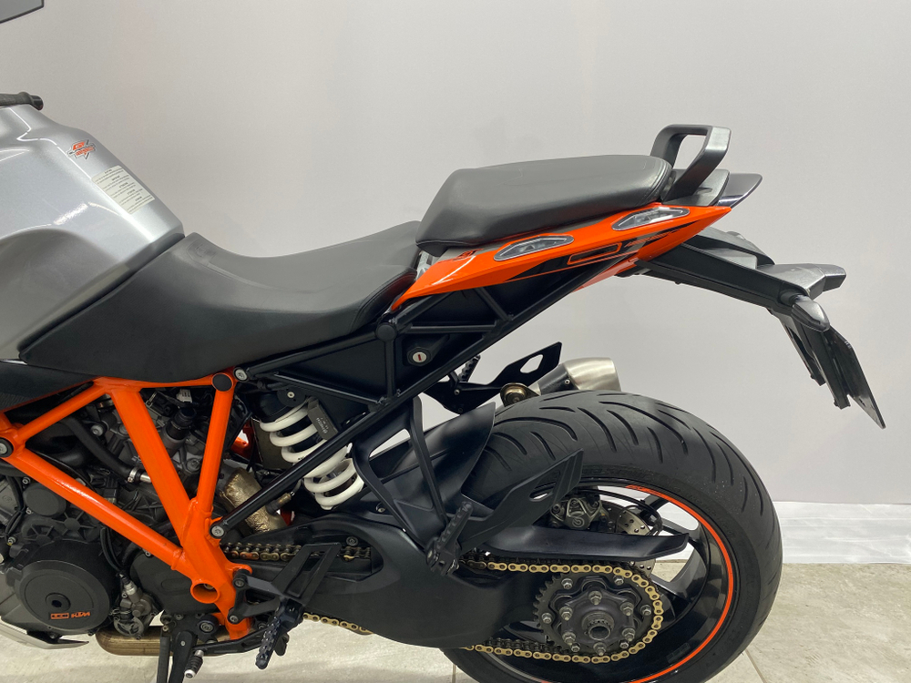 KTM 1290 Superduke GT 044564