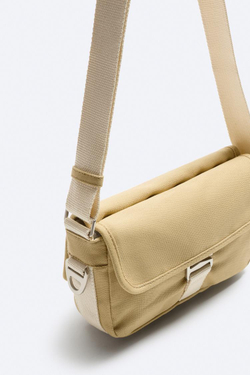 ZARA ХОЛЩОВАЯ СУМКА С ПРЯЖКОЙ, ПЕСОЧНЫЙ