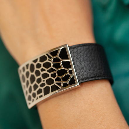 Браслет Fiore Luna на кожаном черном ремешке CB00992-1 S