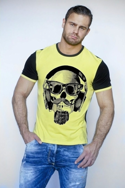Мужская футболка с принтом в виде черепа в наушниках (Размер: L) (Цвет: желтый)