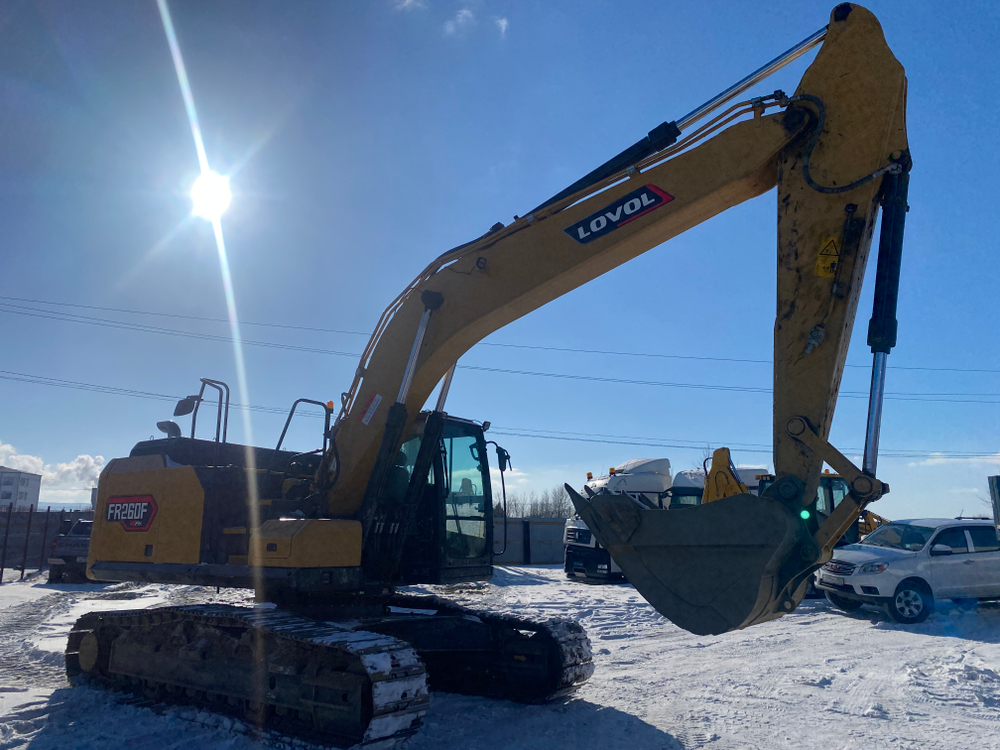 Lovol FR260* Экскаватор FR260F (Дизельный, 6,8 л, 169 л.с., АТ)