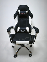 Геймерское кресло из ткани черного цвета