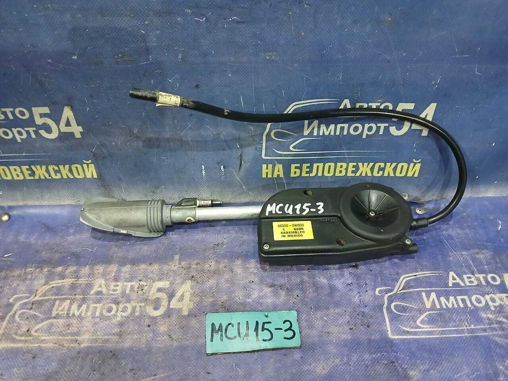 Антенна TOYOTA HARRIER 2000