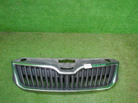 Решетка радиатора Skoda Rapid (2012-2020)