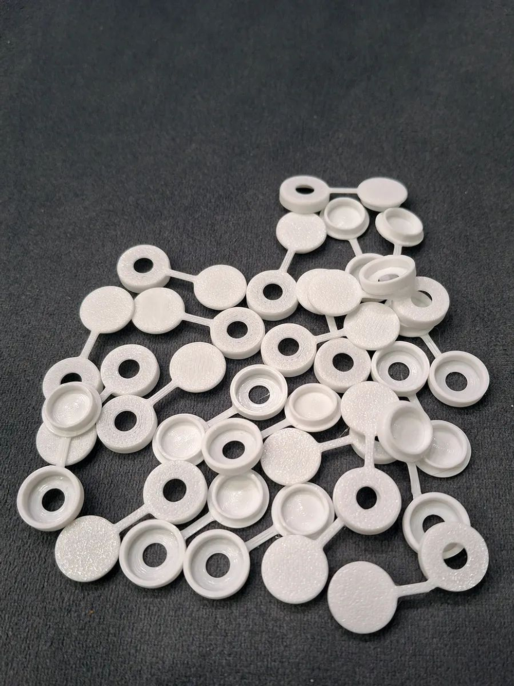 Пластиковые заглушки для саморезов, черные - 100 шт.