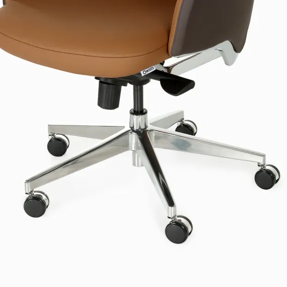 Офисное кресло Pema, натуральная коричневая кожа