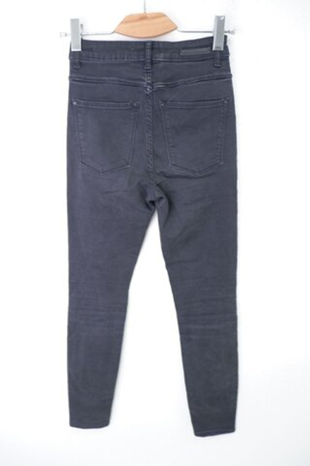 Джинсы Zara базовые 42 размер