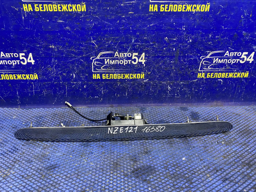 Вставка в багажник центральная TOYOTA ALLEX 2004-2006