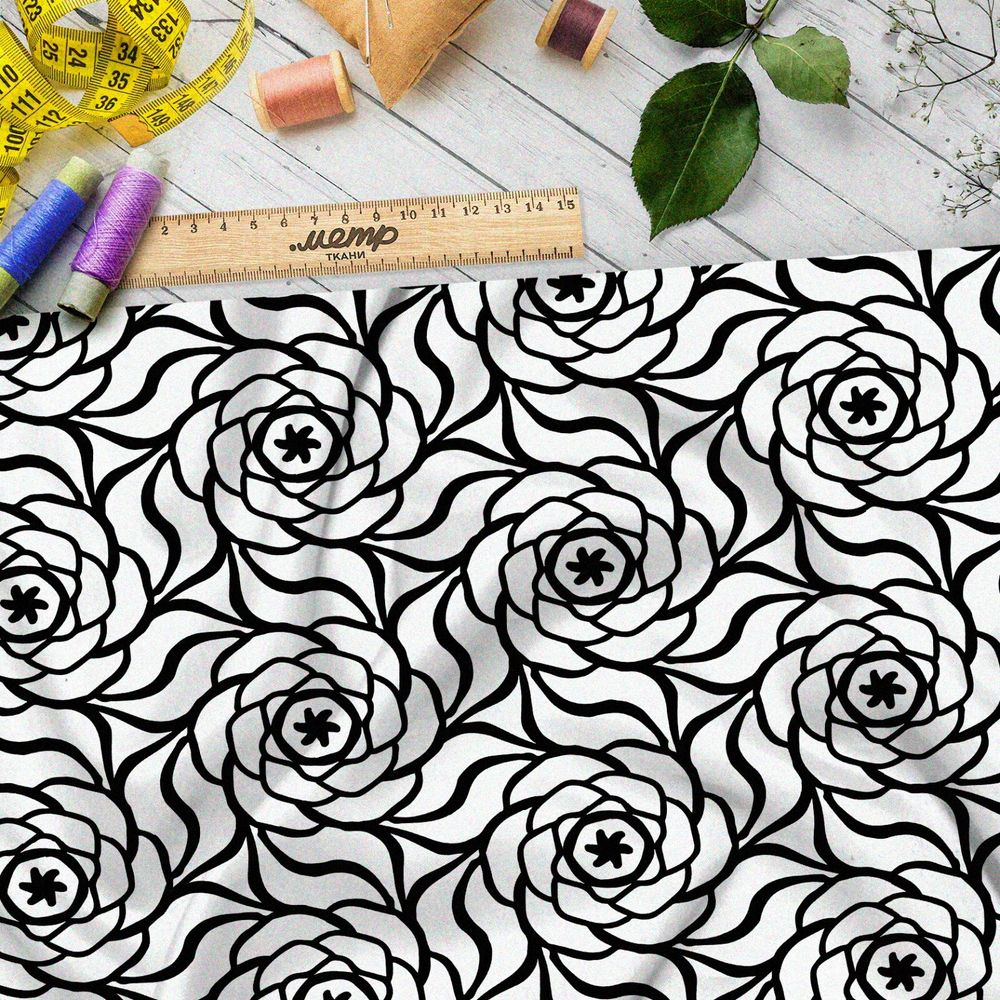 Ткань поплин единый цветочный узор на белом фоне