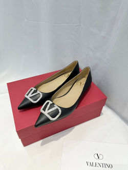 Valentino Vlogo Ballet Flat