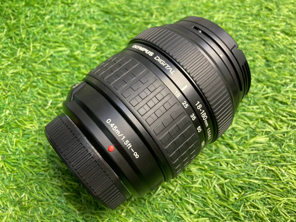 Olympus 18-180mm 3.5-6.3