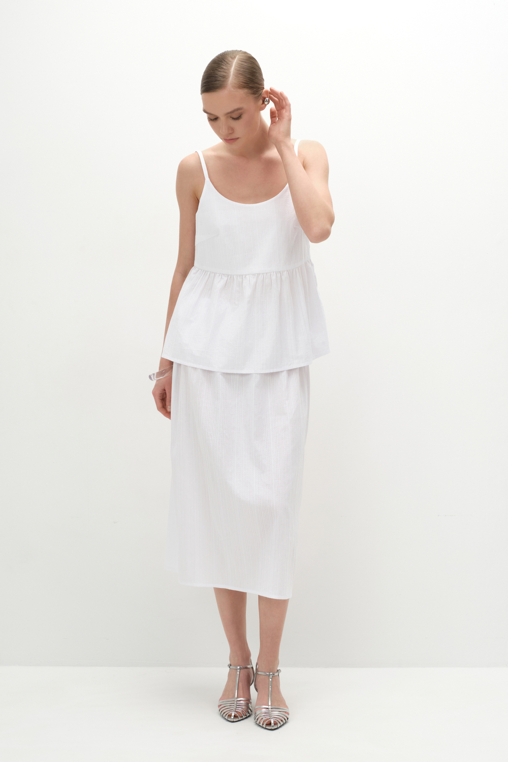 Топ с баской из фактурного хлопка