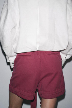 ZARA ШОРТЫ ИЗ СТРУЯЩЕЙСЯ ТКАНИ С ПОЯСОМ — ZW COLLECTION, РОЗОВЫЙ