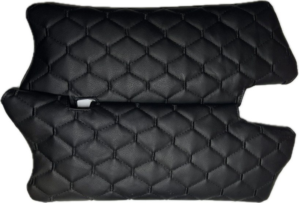 Чехлы на козырьки ВАЗ 2110, 2111, 2112 (чёрная нить Рубин)