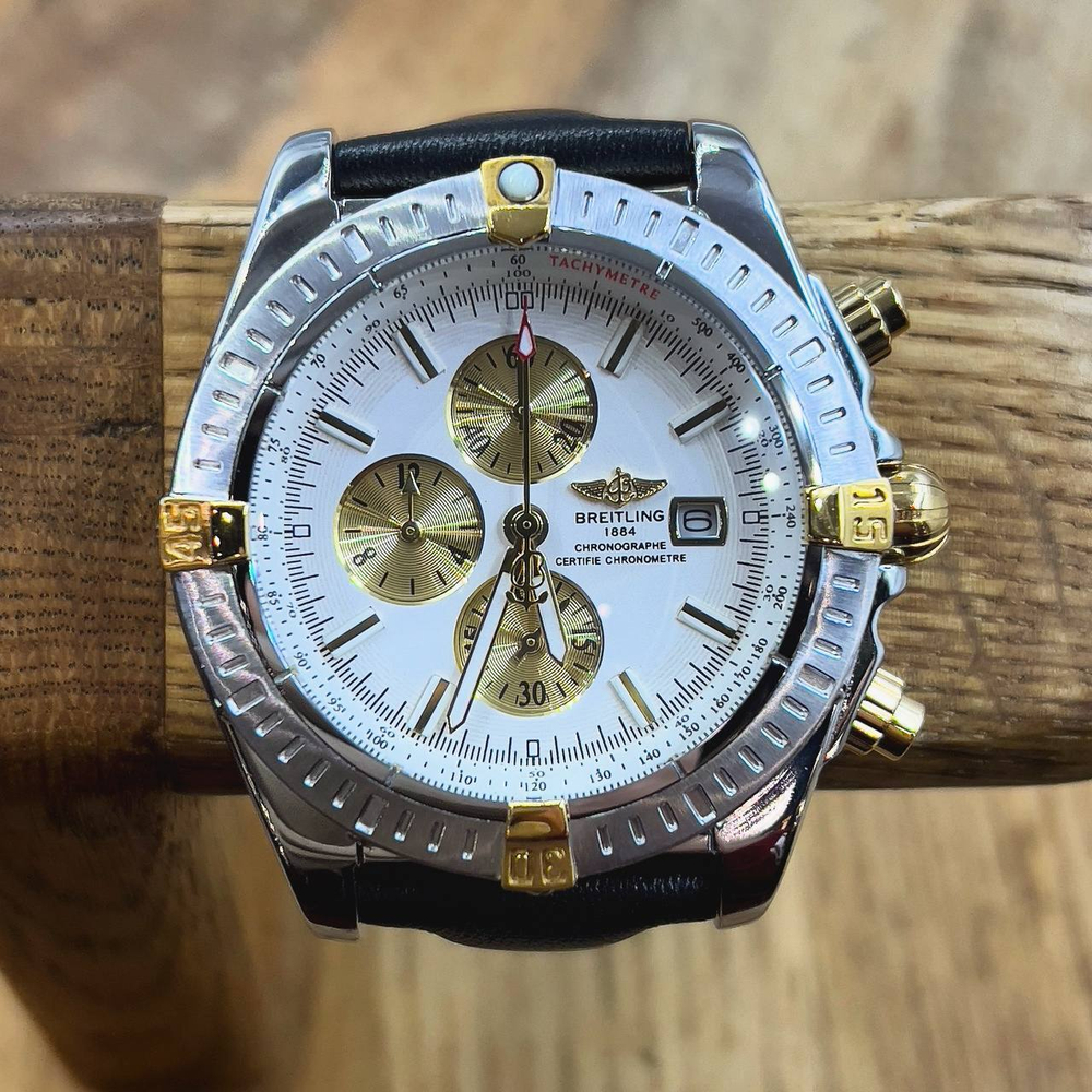 Часы Breitling