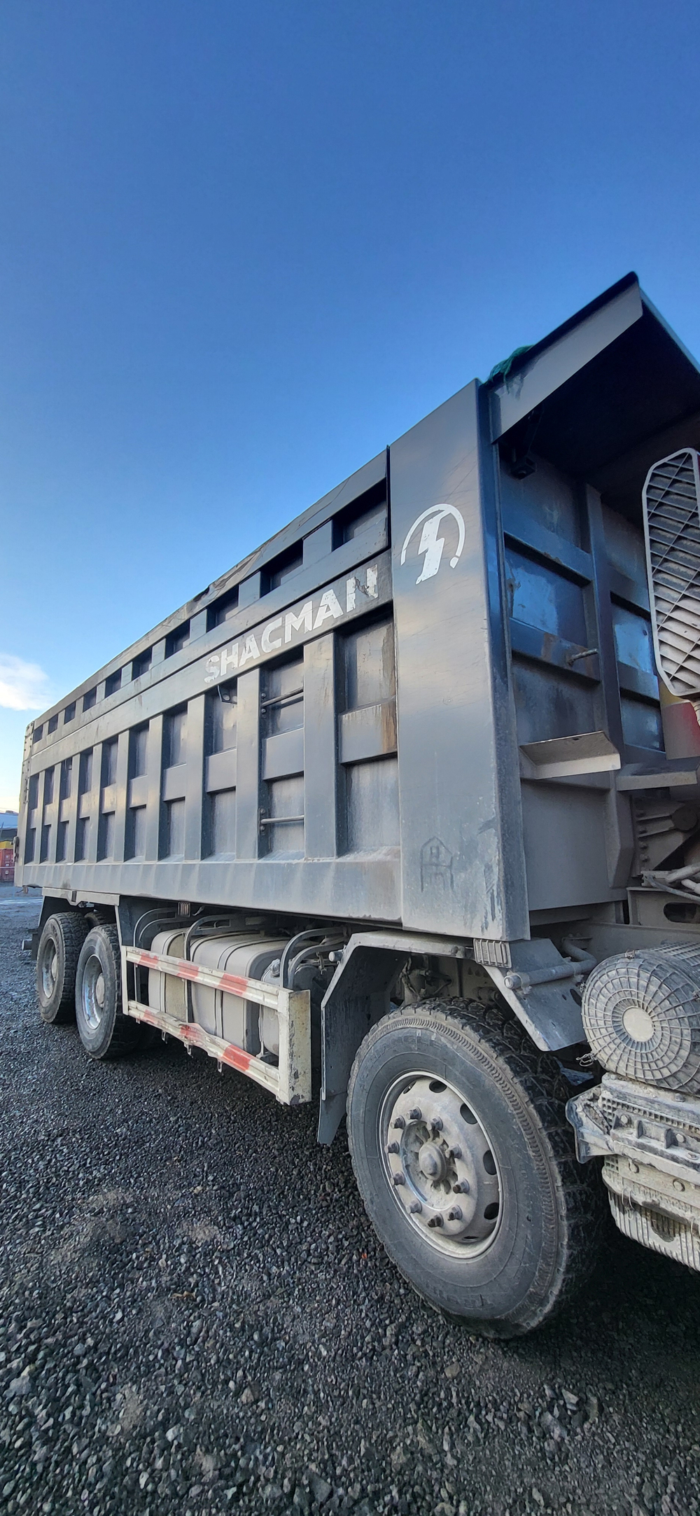 Shacman (Shaanxi) SX* 8x4 Самосвал SX331863366 (Дизельный, 12,5 л, 544 л.с., МТ)