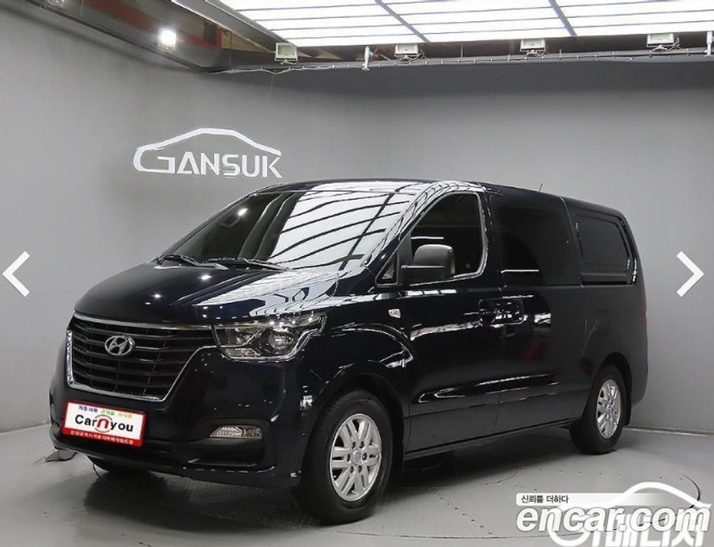 Hyundai The New Grand Starex Van 5-и местный (07.2020)