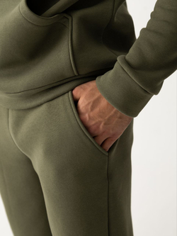 Костюм мужской спортивный теплый. Хаки