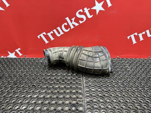 Патрубок воздушного фильтра 2023г