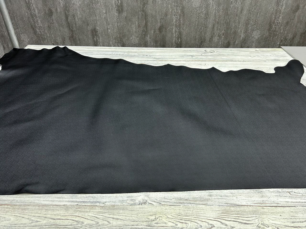 Caviar Prati Black (1,4-1,6 мм), цв. Черный, натуральная кожа