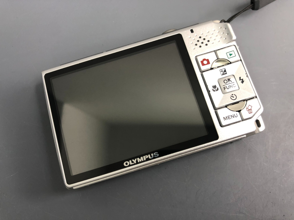Olympus M730