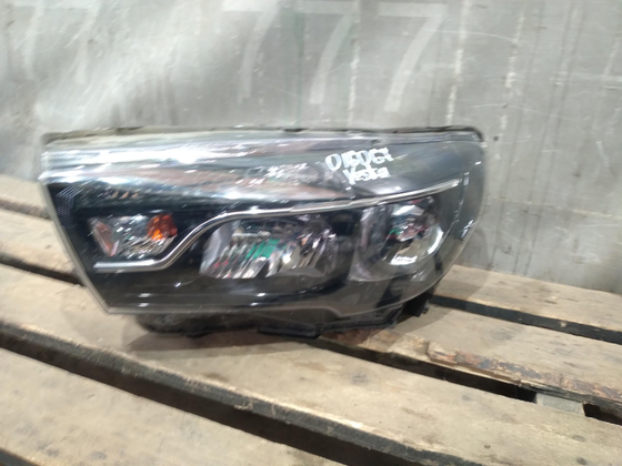 Фара левая LADA Vesta 15-22 Б/У Оригинал 8450006953
