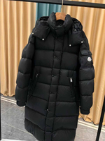 Пуховик Moncler