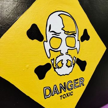 Картина авторская на холсте Во все тяжкие "Danger" (40х50см)