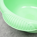 Таз 9,5л с носиком, цвет в ассортименте