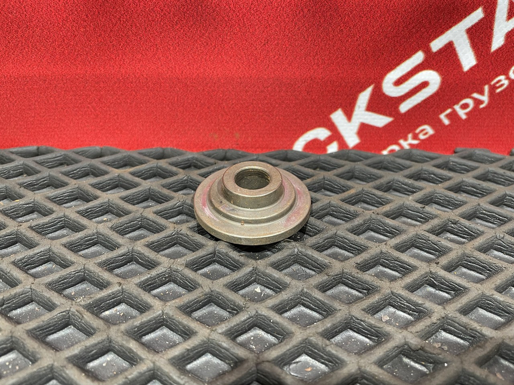 Тарелка пружины клапана