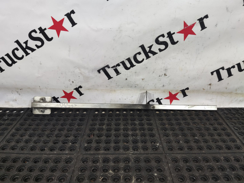 Кронштейн продолжения двери правый 2018г.