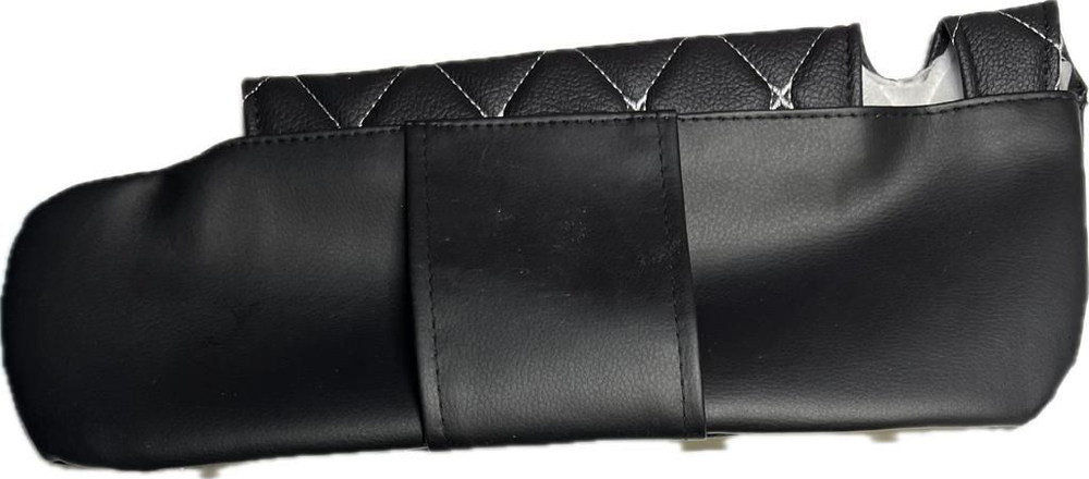 Чехлы на козырьки ЛАДА Приора Priora (белая нить Бабочка)