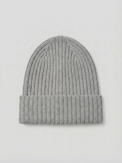 Шапка в рубчик с подворотом