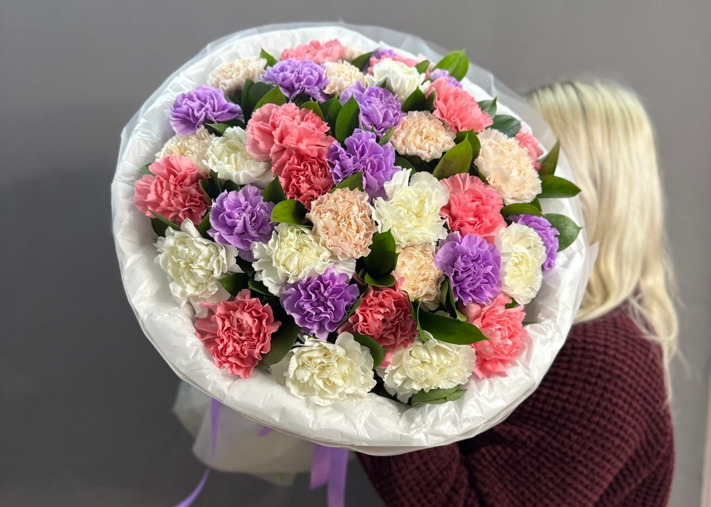 Сезонные цветы: какие букеты дарить в разное время года