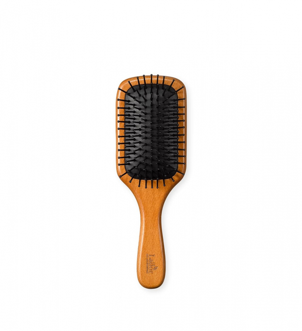 La'dor MIDDLE WOODEN PADDLE BRUSH Деревянная щётка для волос 1шт
