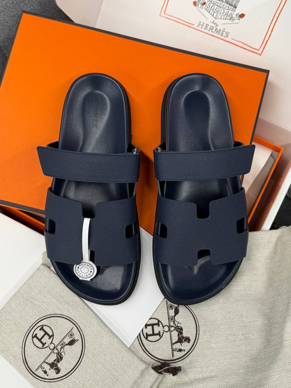 Шлёпанцы Hermes