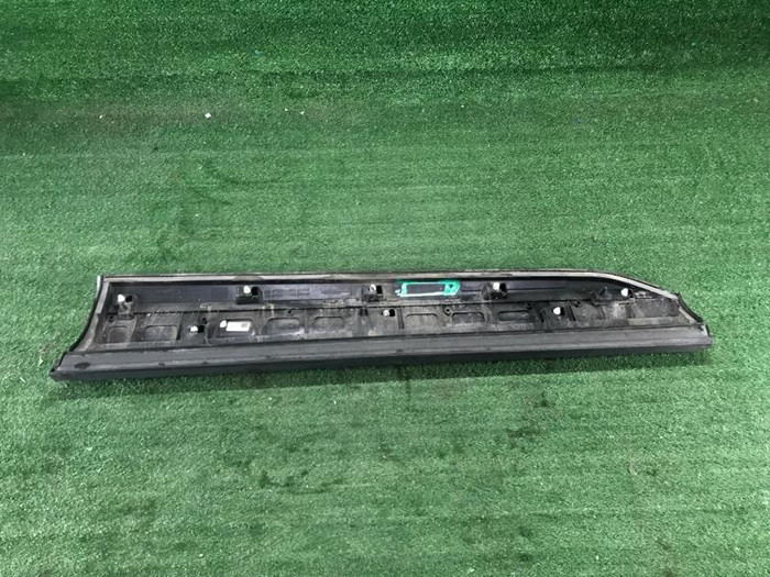 Накладка двери передняя левая Audi Q7 2 (2015-н.в.)