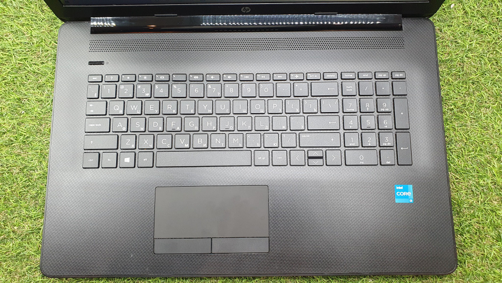 Ноутбук 17" HP i3-11/4 Gb/SSD 256 Gb/ 17-by4008ur [2x1z2ea]/Windows 10