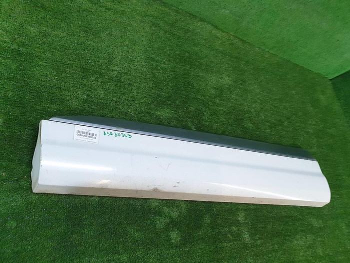 Накладка двери передняя левая Audi Q7 2 (2015-н.в.)