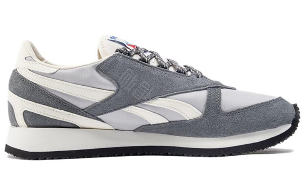 Кроссовки Reebok Victory Classic