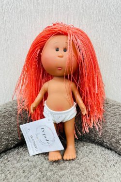 УЦЕНКА12 Кукла Nines виниловая 23см Little Mia Latina без одежды (3199WL8)