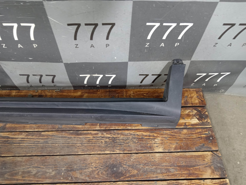 Подножка порога левого Geely Coolray 19-нв Б/У Оригинал 6073056100