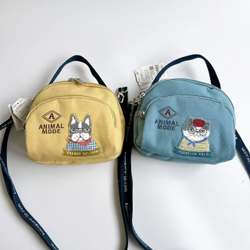 Мини-сумка пошет (pochette) с кошкой Корицей, с ремнем, ANIMAL MODE, синий, 26-9403-2, KUSUGURU