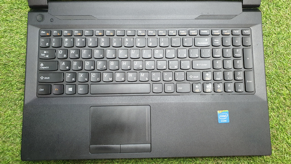 Ноутбук Lenovo Celeron/2 Gb